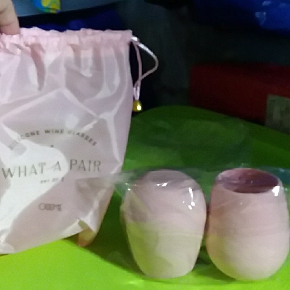 Odeme pink silicone stemless wine glasses